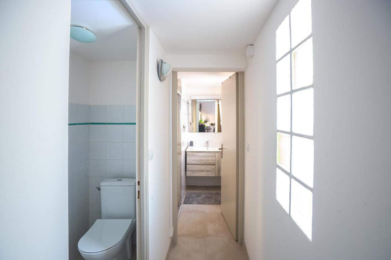 Superbe Appartement A 2 Pas Des Halles, Climatise, Terrasse, Garage Narbonne Luaran gambar