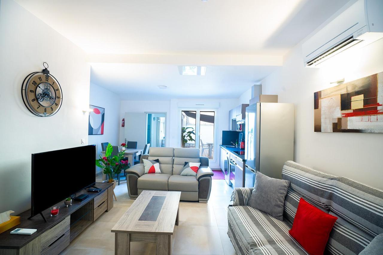 Superbe Appartement A 2 Pas Des Halles, Climatise, Terrasse, Garage Narbonne Luaran gambar